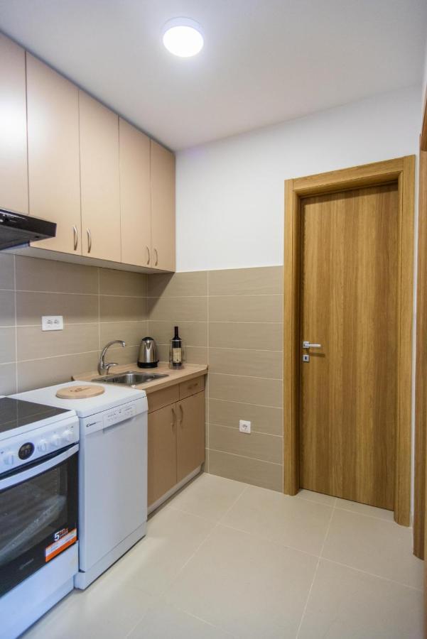 Sunny Hill Suite Ljubovic Podgorica Exterior foto